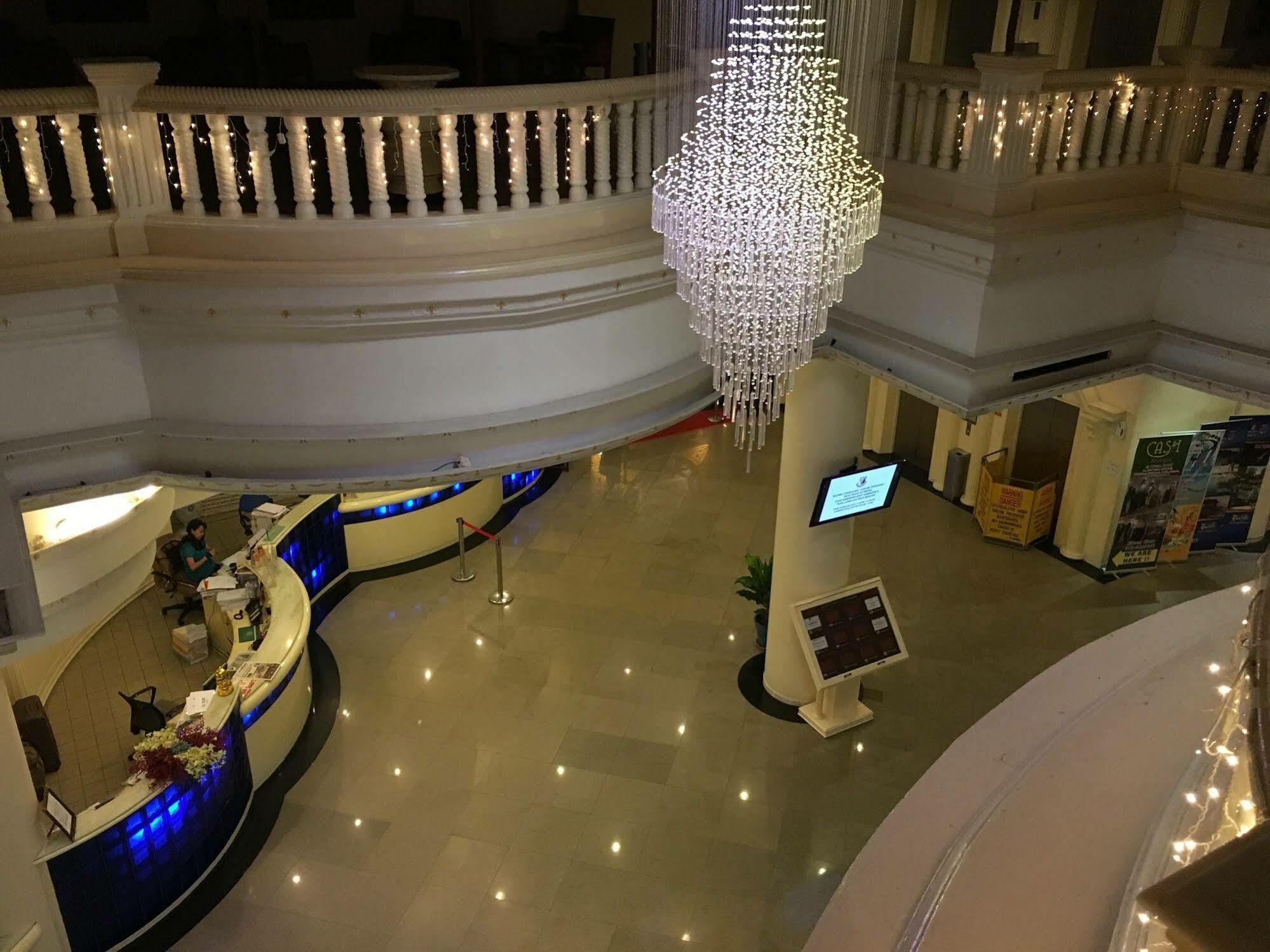 Ac Hotel By Marriott Ipoh Buitenkant foto